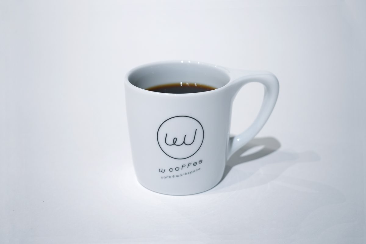 W COFFEE ロゴ入りマグカップ