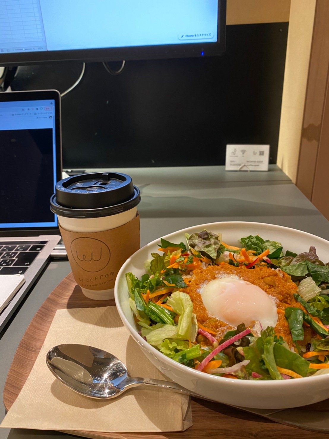 ワークスペースでランチ